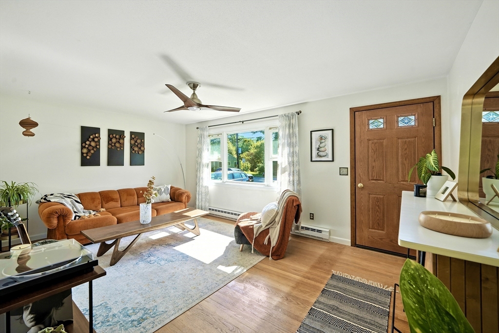 1007 Westhampton Road Northampton, MA 01062 - Photo 9 of 40