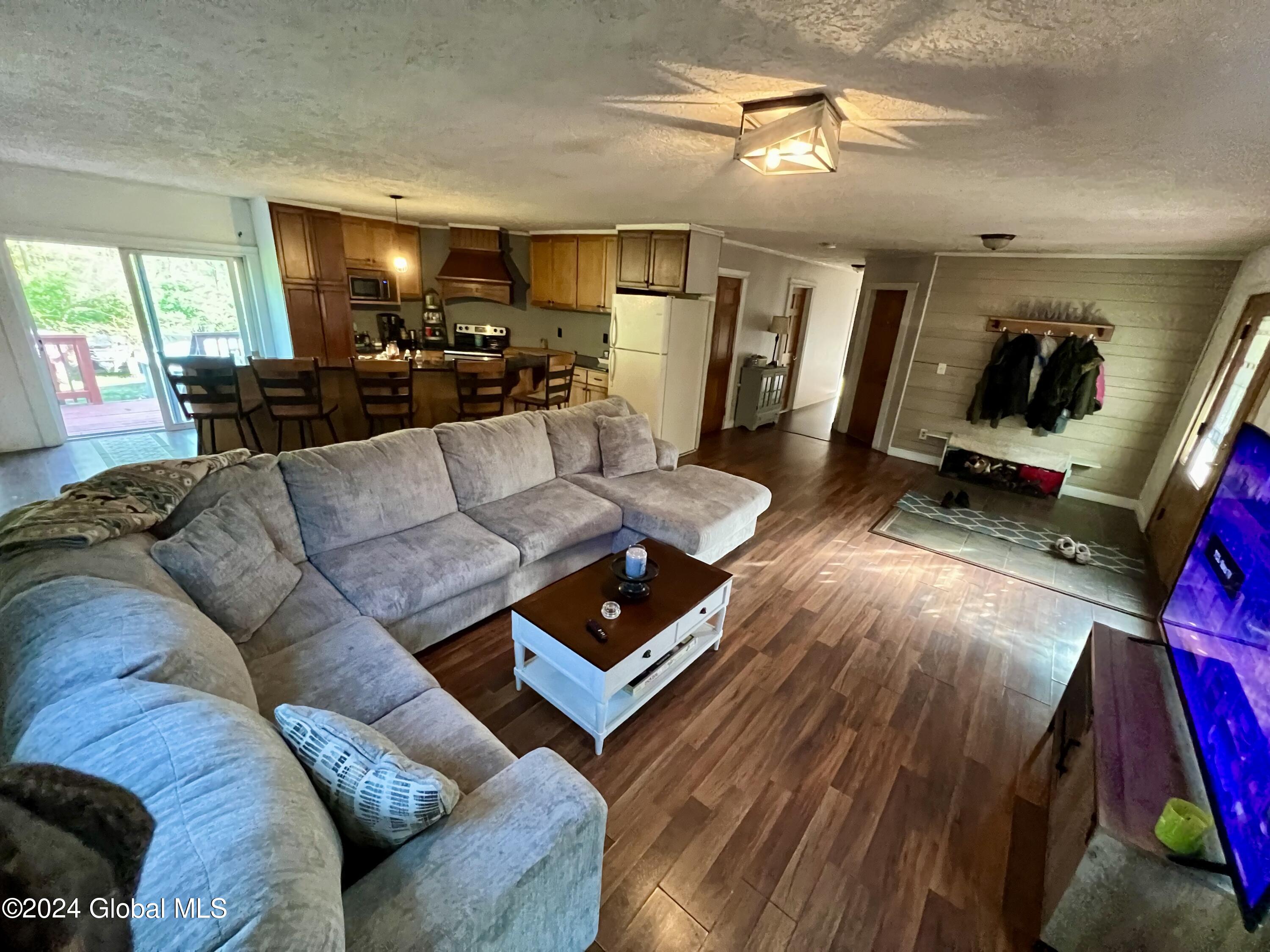 81 Rathbunville Lane Whitehall, NY 12887 - Photo 5 of 35 IMG_3051