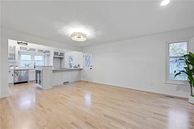 $415,000 | 9318 Greenway Lane, Lenexa, KS 66215