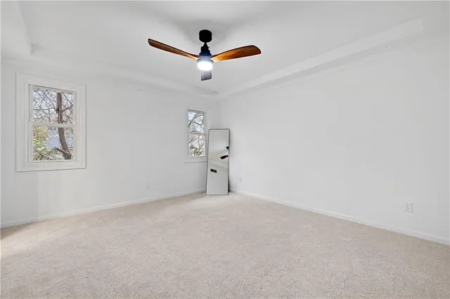 $399,999 | 9318 Greenway Lane, Lenexa, KS 66215