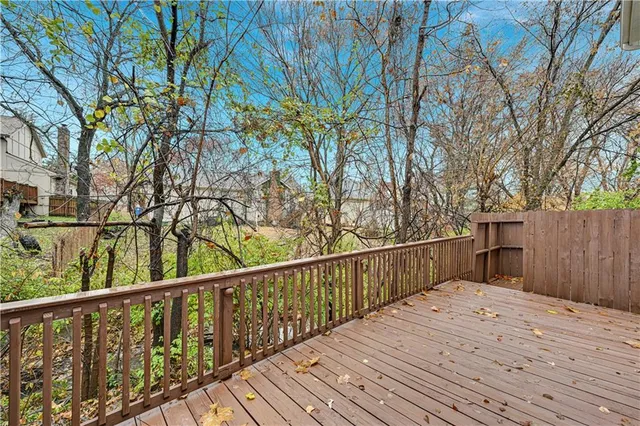 $415,000 | 9318 Greenway Lane, Lenexa, KS 66215