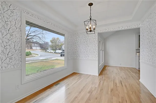 $415,000 | 9318 Greenway Lane, Lenexa, KS 66215