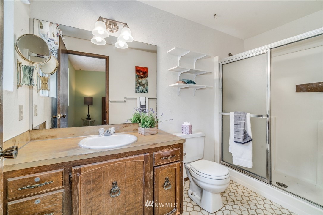 9822 Northeast 204th Place Bothell, WA 98011 - Photo 14 of 25 Gallery Image 14