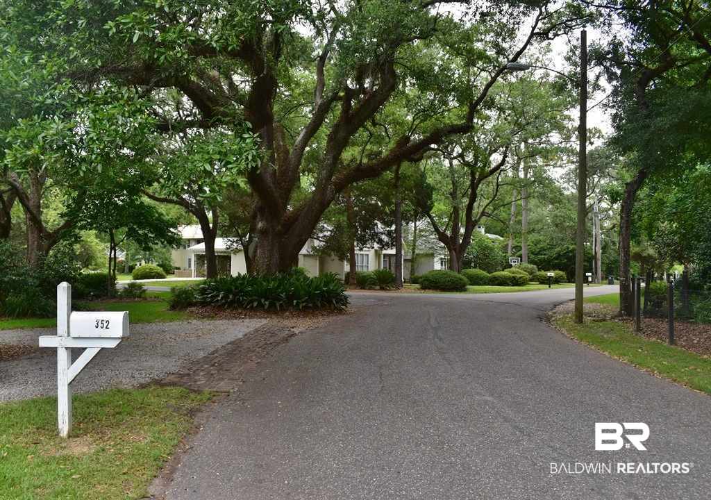 352 South Summit Street Fairhope, AL 36532 - Photo 8 of 49 Street Scene