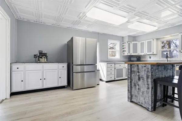 $295,000 | 1702 West Hovey Avenue, Normal, IL 61761