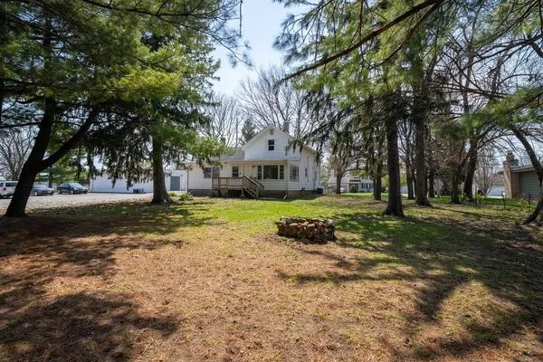 $295,000 | 1702 West Hovey Avenue, Normal, IL 61761