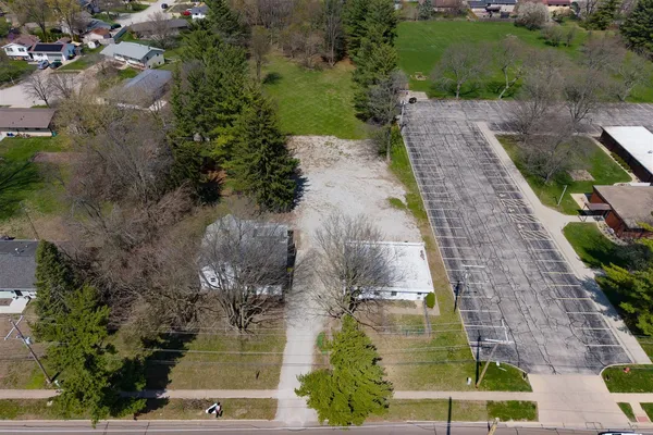$295,000 | 1702 West Hovey Avenue, Normal, IL 61761