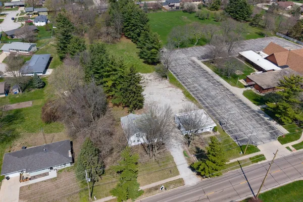 $295,000 | 1702 West Hovey Avenue, Normal, IL 61761