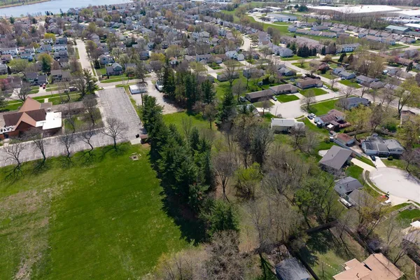 $295,000 | 1702 West Hovey Avenue, Normal, IL 61761