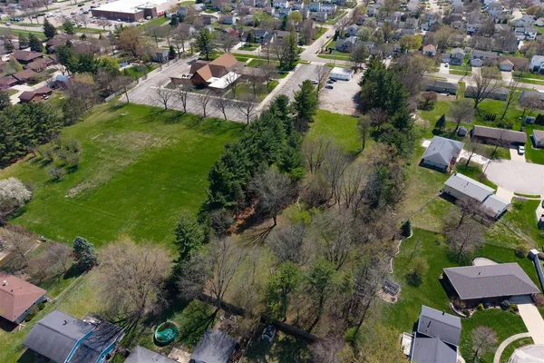 $295,000 | 1702 West Hovey Avenue, Normal, IL 61761