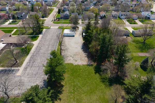 $295,000 | 1702 West Hovey Avenue, Normal, IL 61761
