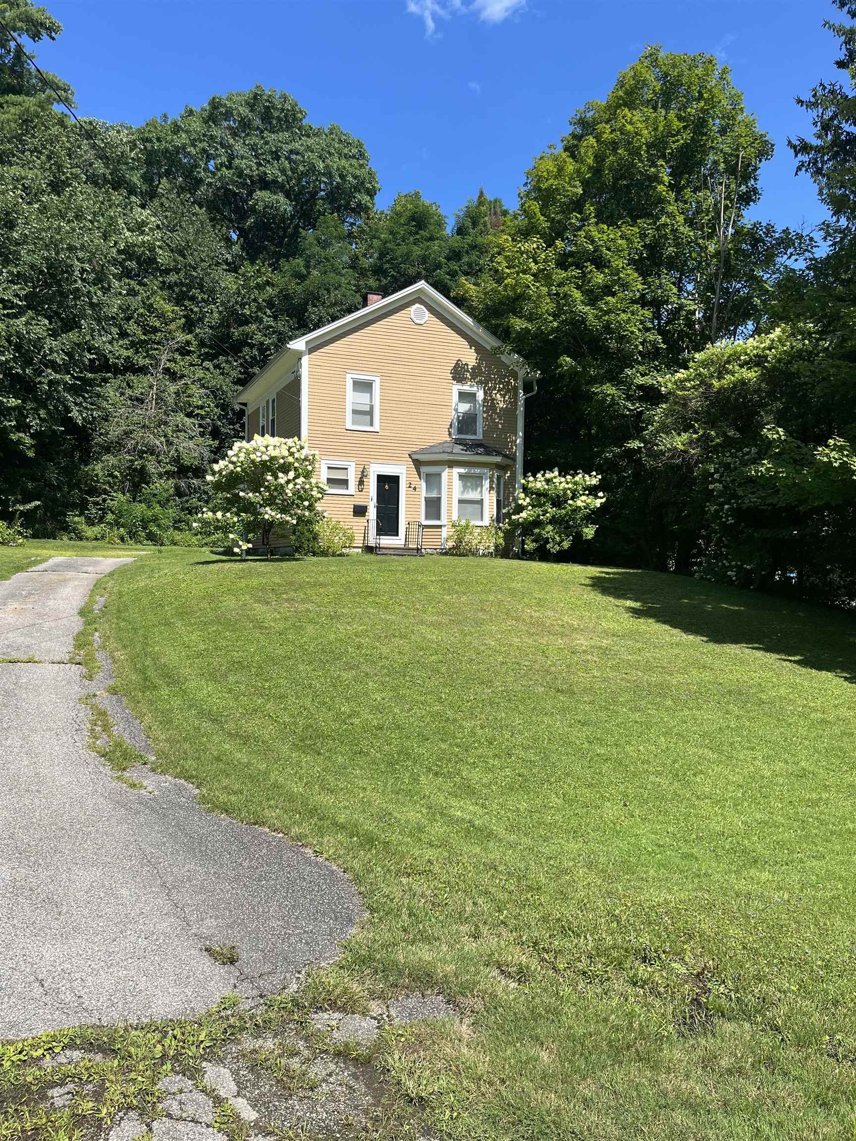 24 Pleasant Street Proctor, VT 05765 - Photo 2 of 38 Gallery Image 2