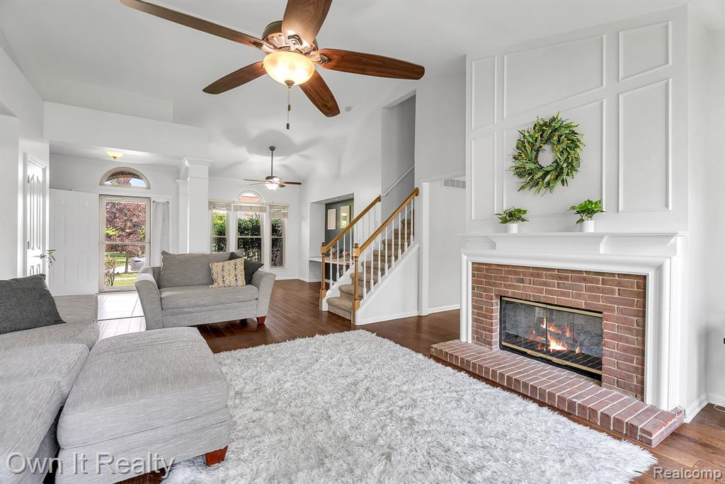 45693 Radnor Road Canton, MI 48187 - Photo 9 of 62