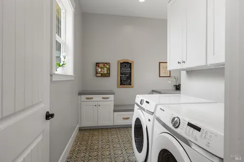 $1,325,000 | 4551 Brighton Drive, Santa Rosa, CA 95403