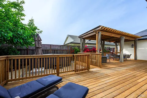 $1,325,000 | 4551 Brighton Drive, Santa Rosa, CA 95403