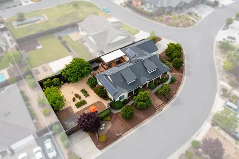 $1,325,000 | 4551 Brighton Drive, Santa Rosa, CA 95403