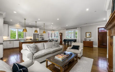 $1,325,000 | 4551 Brighton Drive, Santa Rosa, CA 95403