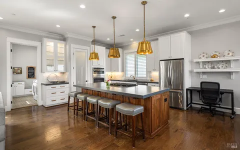 $1,325,000 | 4551 Brighton Drive, Santa Rosa, CA 95403