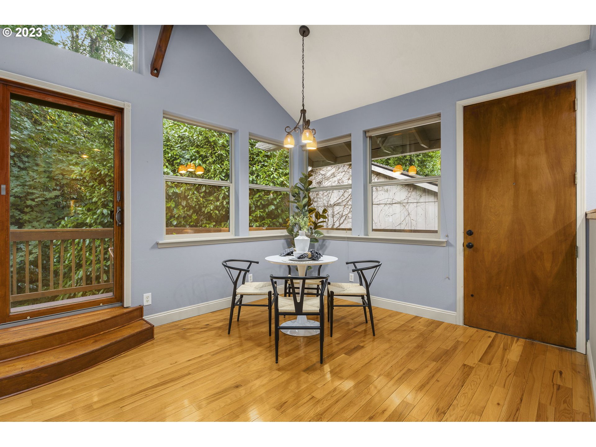 5223 Southwest View Point Terrace, Unit 2 Portland, OR 97239 - Photo 7 of 23 Gallery Image 7