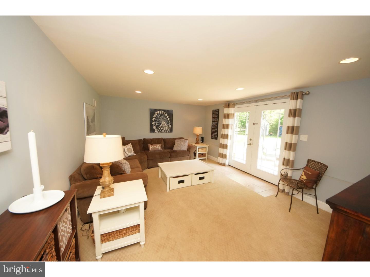 7 Mansfield Road Ewing, NJ 08628 - Photo 15 of 23