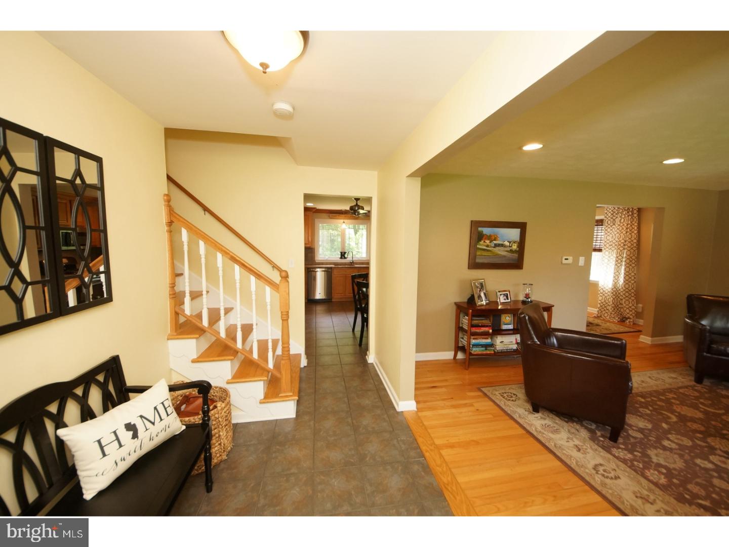 7 Mansfield Road Ewing, NJ 08628 - Photo 5 of 23