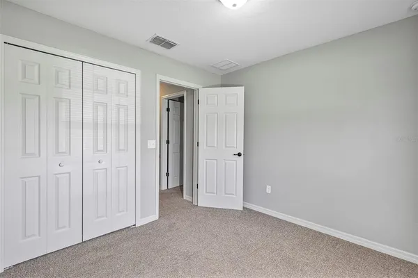 $1,600 | 7 Locust Loop Circle, Ocala, FL 34472