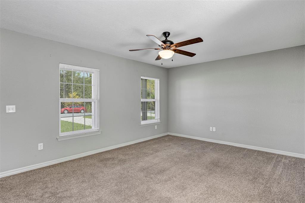 7 Locust Loop Circle Ocala, FL 34472 - Photo 7 of 36