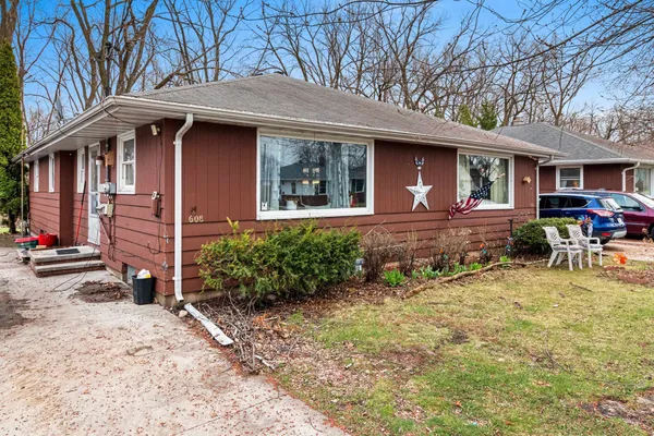 $274,900 | 608 Knight Avenue, Neenah, WI 54956