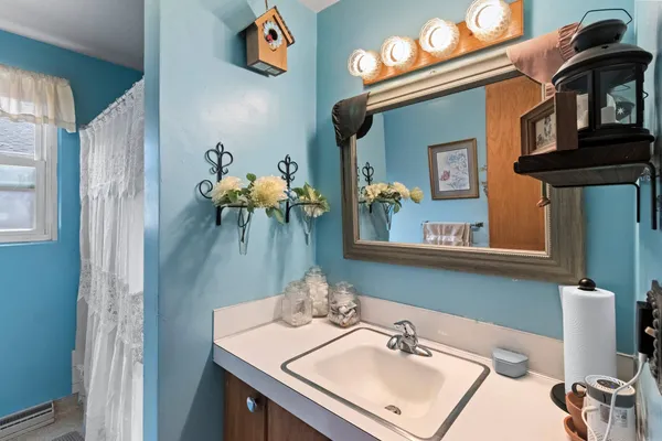 $274,900 | 608 Knight Avenue, Neenah, WI 54956
