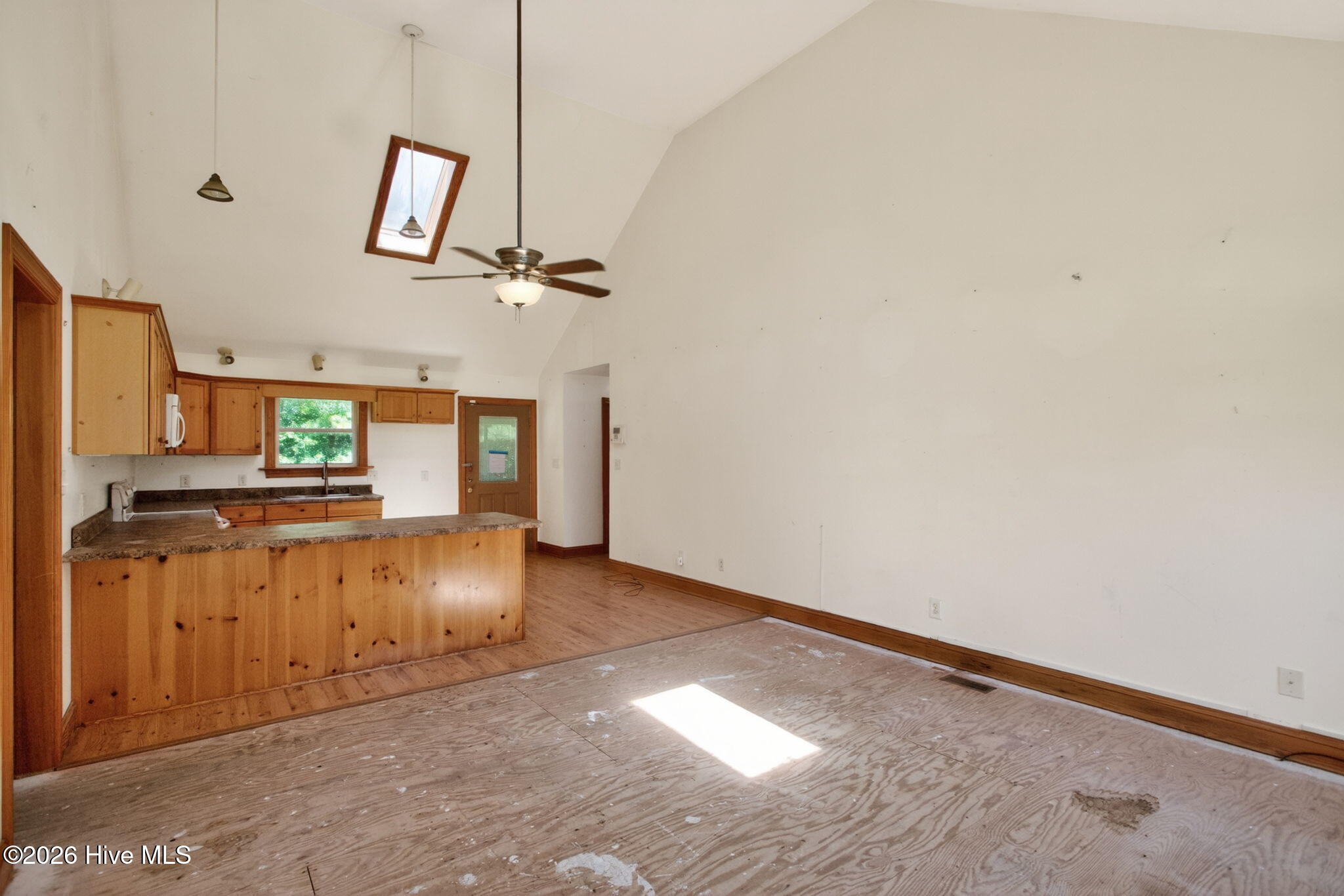 747 Silver Springs Road Sunbury, NC 27979 - Photo 5 of 33