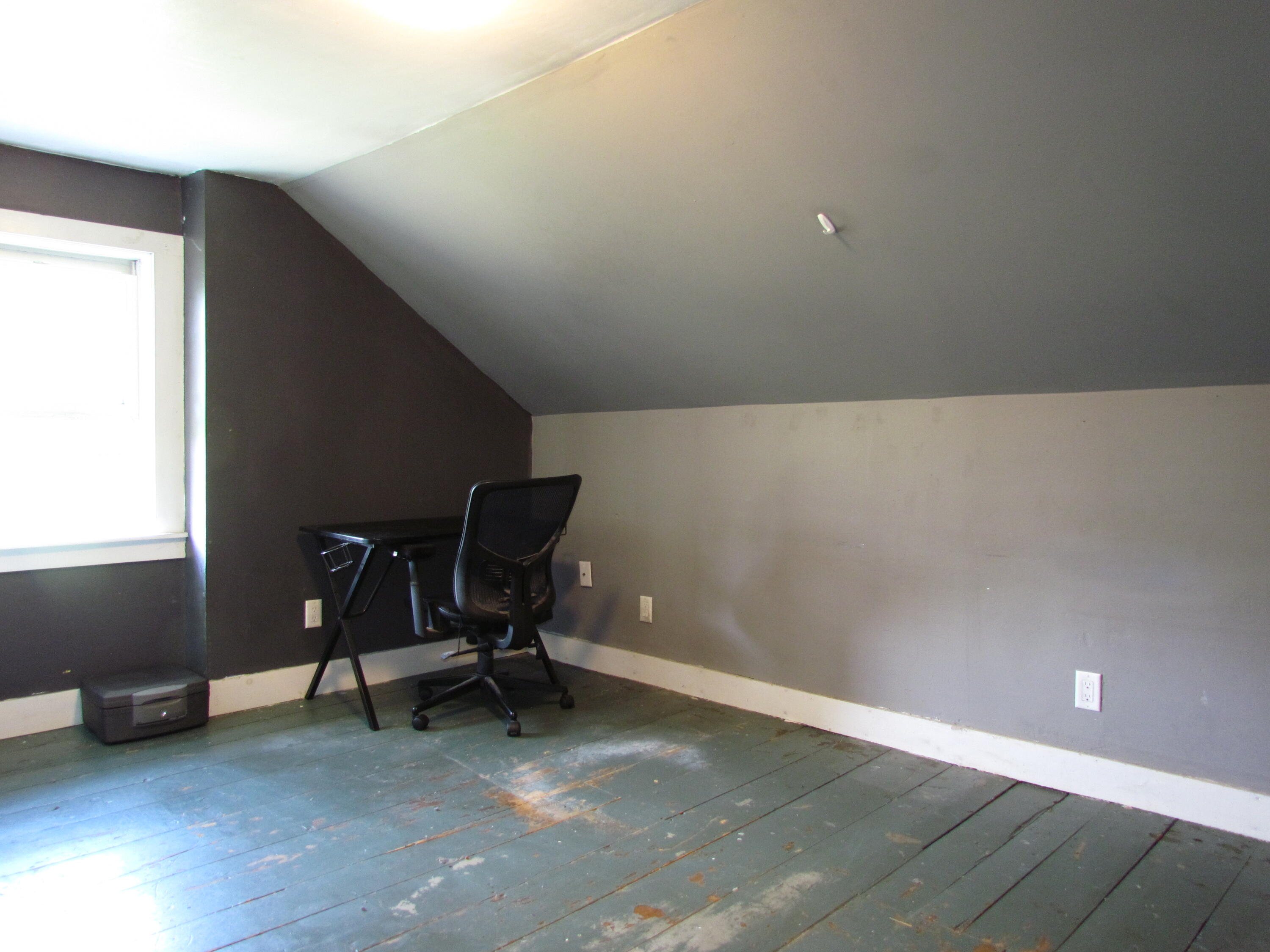 53 Ferry Road Lisbon, ME 04250 - Photo 27 of 50 3rd Bedroom 2nd Floor