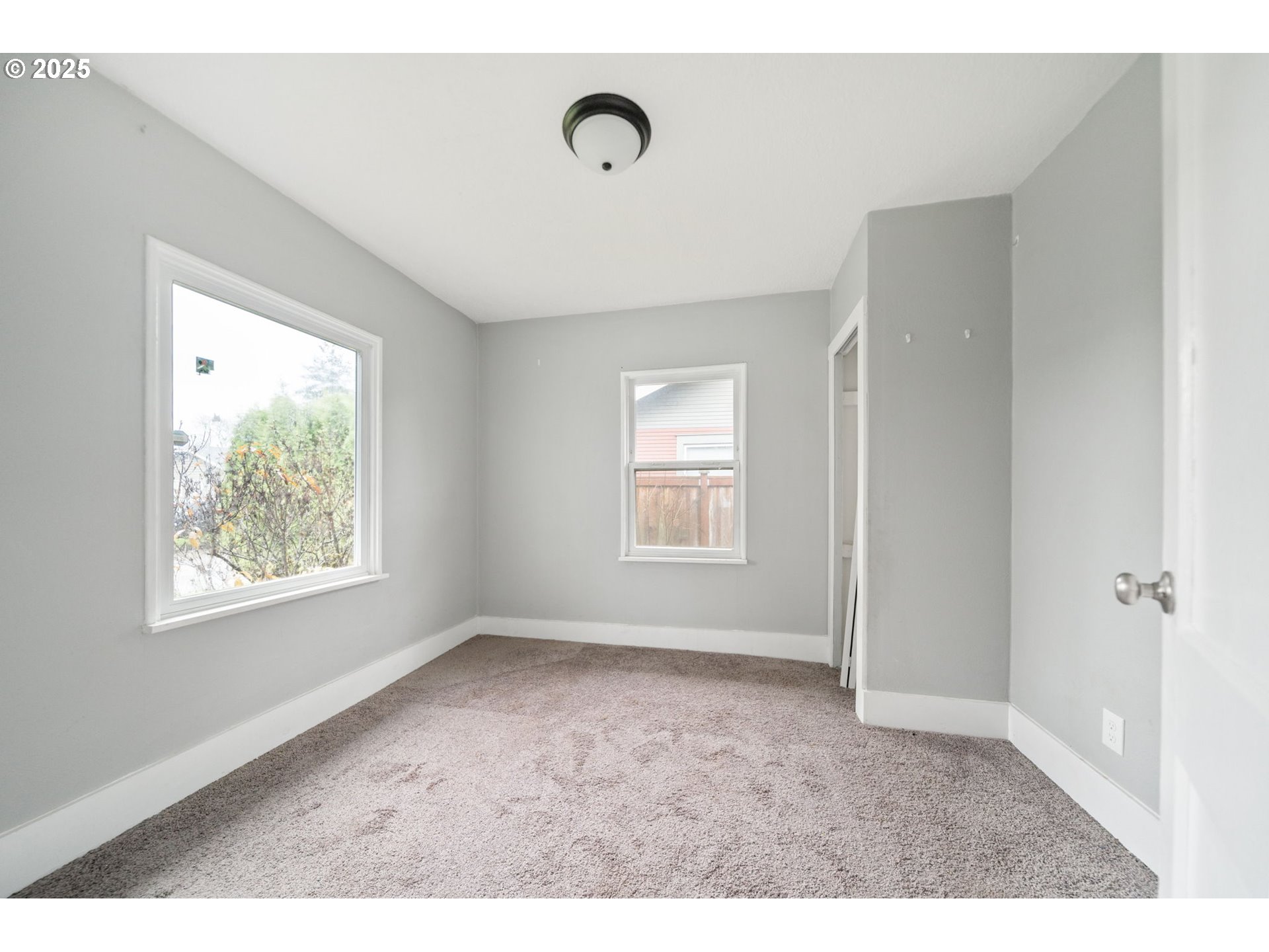 283 18th Avenue Longview, WA 98632 - Photo 11 of 25