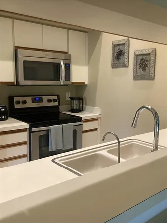 $1,500 | 4521 Morningside, Unit 6, Sarasota, FL 34235