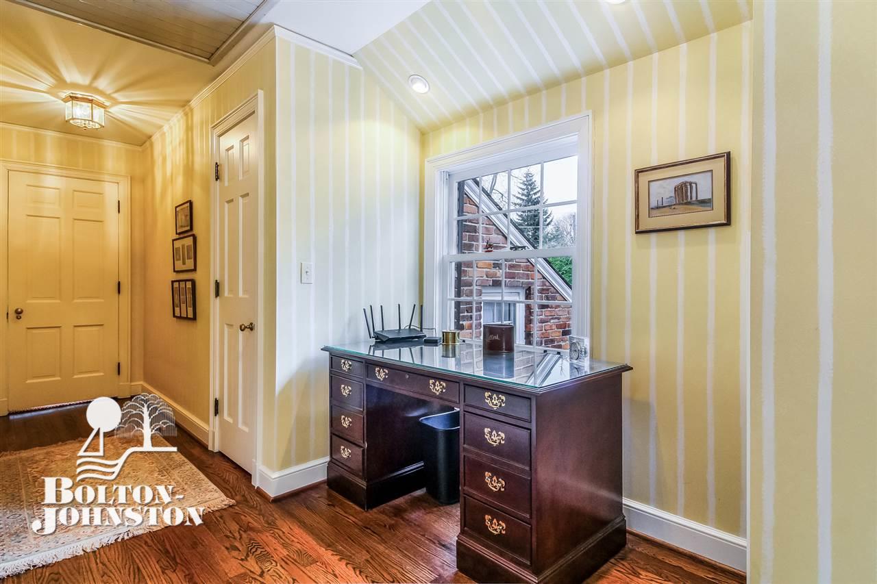 103 Moran Road Grosse Pointe, MI 48236 - Photo 37 of 50 31345349-36.JPG