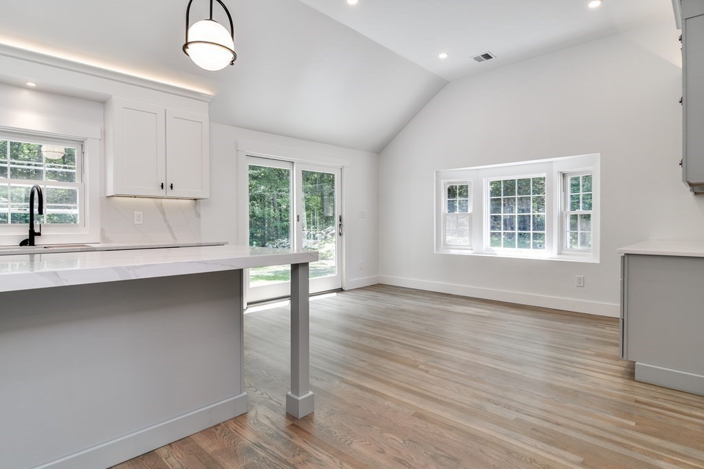 20 Woodridge Road Dover, MA 02030 - Photo 9 of 30 Gallery Image 9