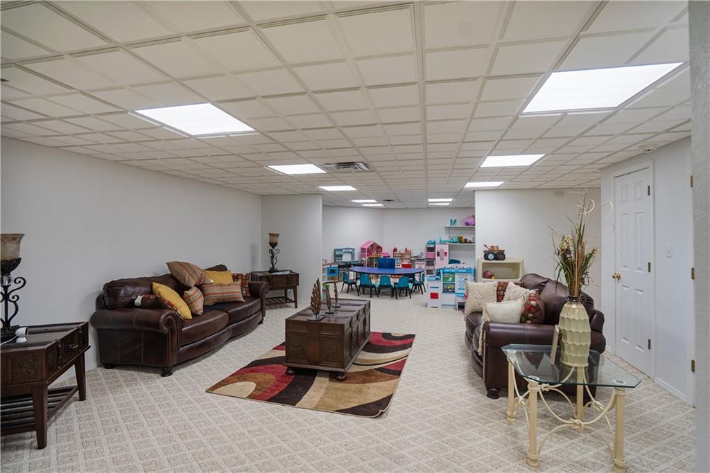 1702 Cedar Ridge Road Parsons, KS 67357 - Photo 73 of 99