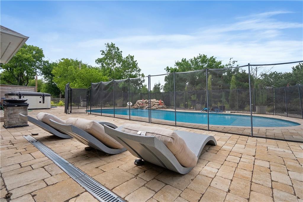 1702 Cedar Ridge Road Parsons, KS 67357 - Photo 86 of 99