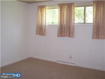 504 Salsbury Road Cherry Hill, NJ 08034 - Photo 12 of 12 Bedroom 4