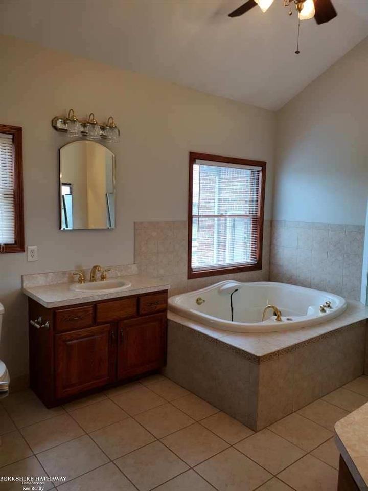 858 Kinney Road Memphis, MI 48041 - Photo 20 of 36 Master bedroom bath is spacious with his and hers vanities!