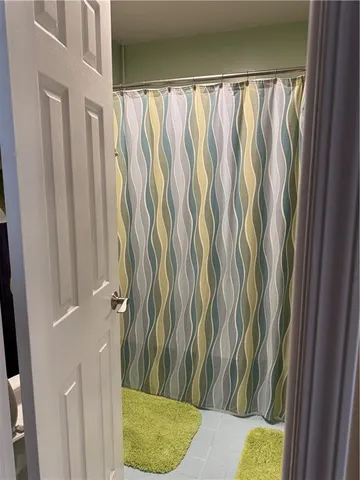 $427,000 | 314 Southwest Walnut Street, Lee's Summit, MO 64063