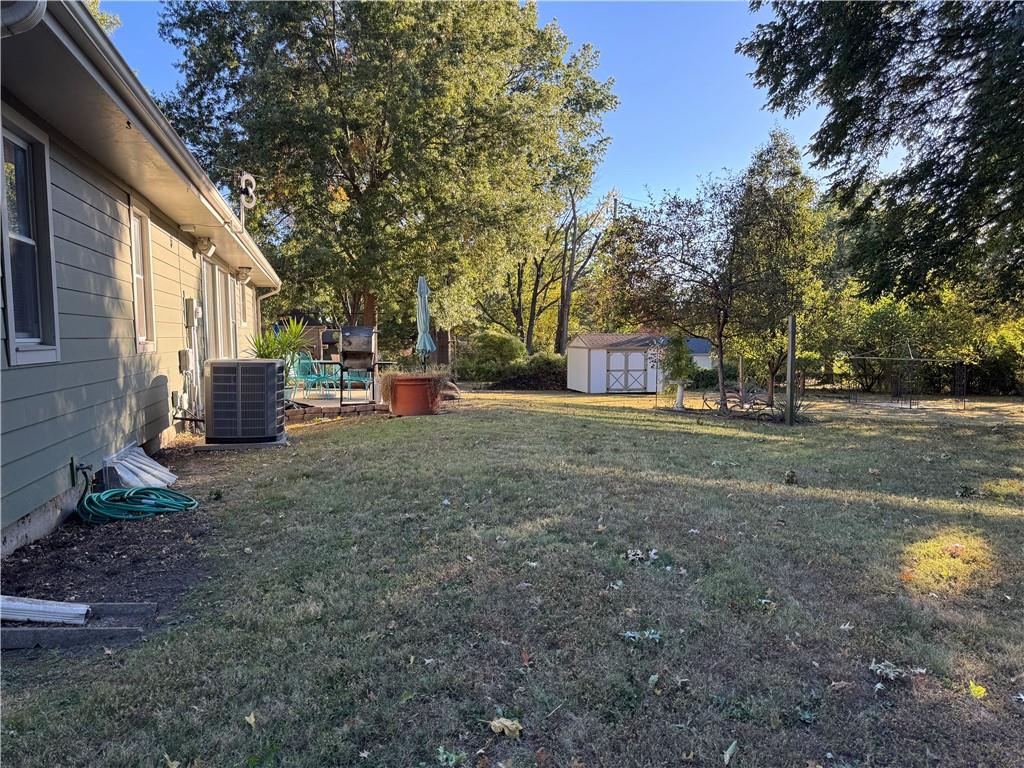 314 Southwest Walnut Street Lee's Summit, MO 64063 - Photo 20 of 28