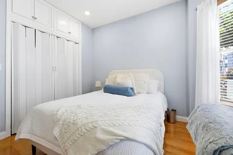 $699,900 | 242 West Fifth Street, Unit 1, Boston, MA 02127