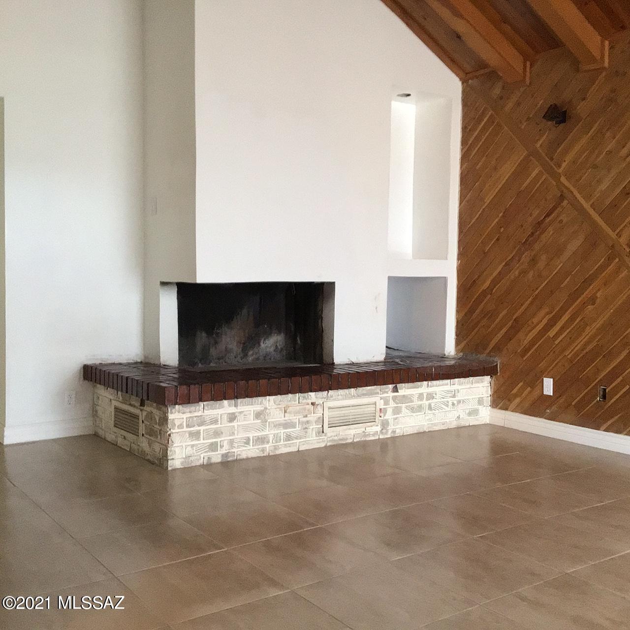 263 West View Point Drive, Unit 22 Nogales, AZ 85621 - Photo 2 of 14