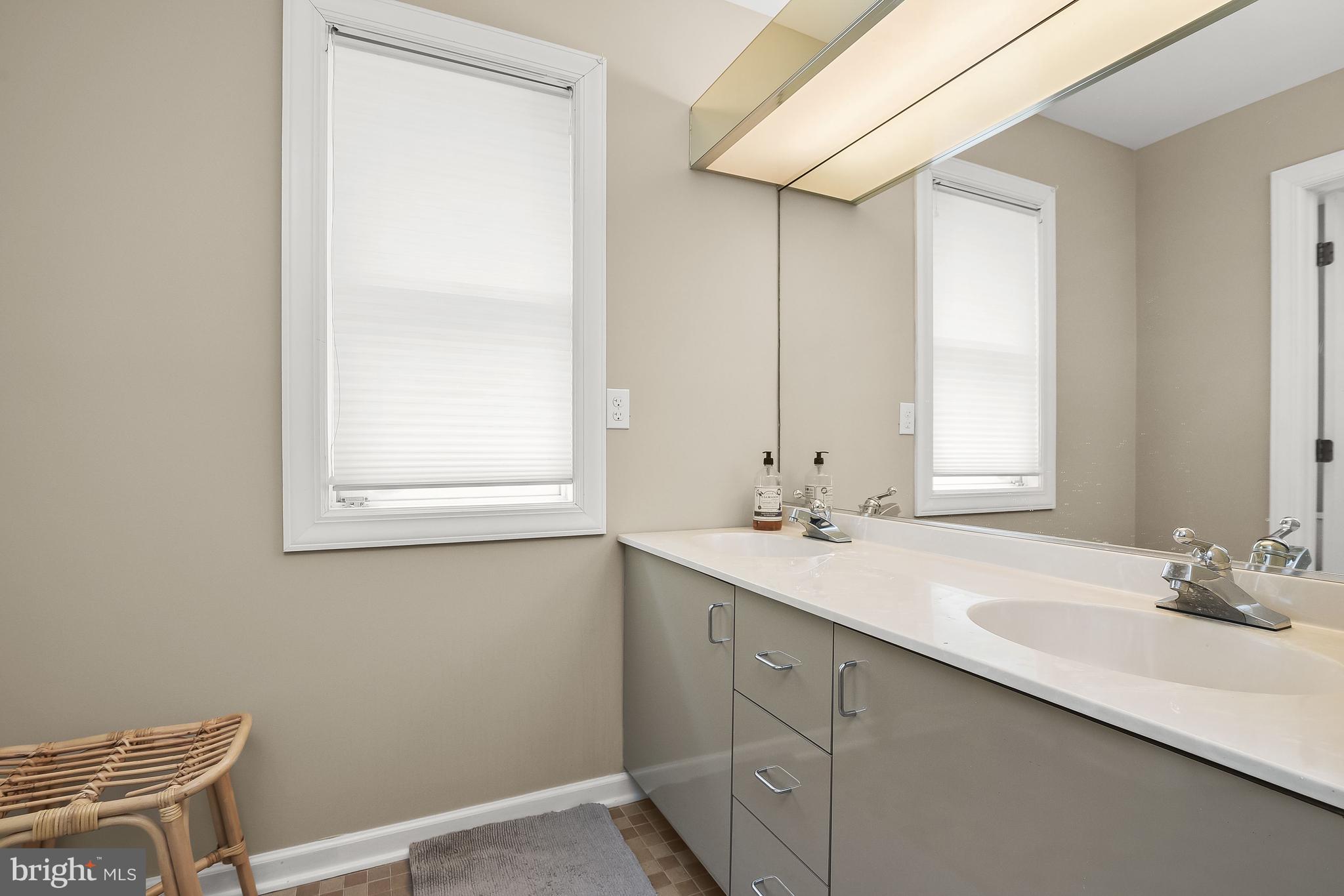 4240 Blue Barrow Ride Ellicott City, MD 21042 - Photo 58 of 86 Hall Full Bath