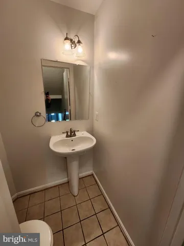 a view of a hallway with windows