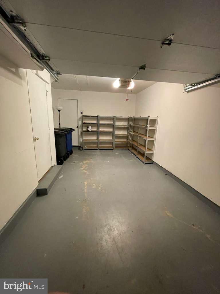 45033 Fellowship Square Ashburn, VA 20147 - Photo 4 of 37 a view of empty room with white walls