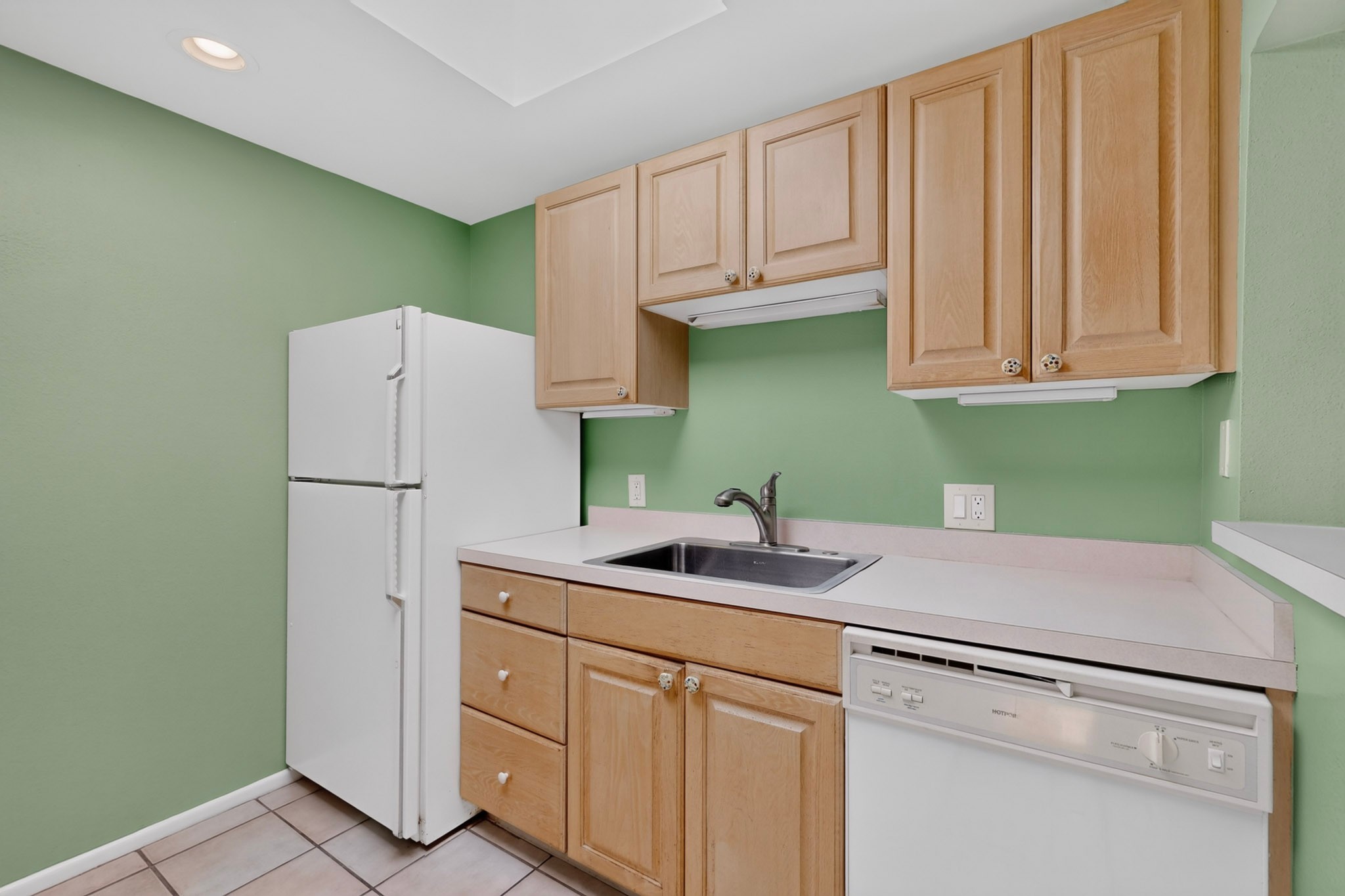 663 Bishops Lodge Road, Unit 38 Santa Fe, NM 87501 - Photo 14 of 36