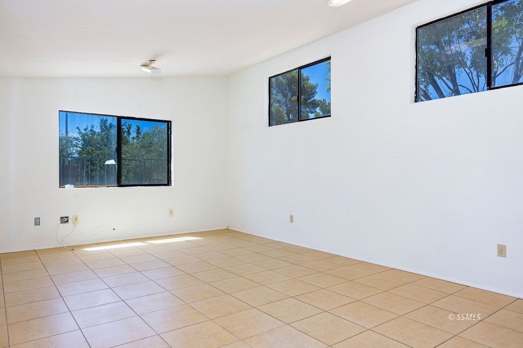 230 Larkspur Street Ridgecrest, CA 93555 - Photo 39 of 39
