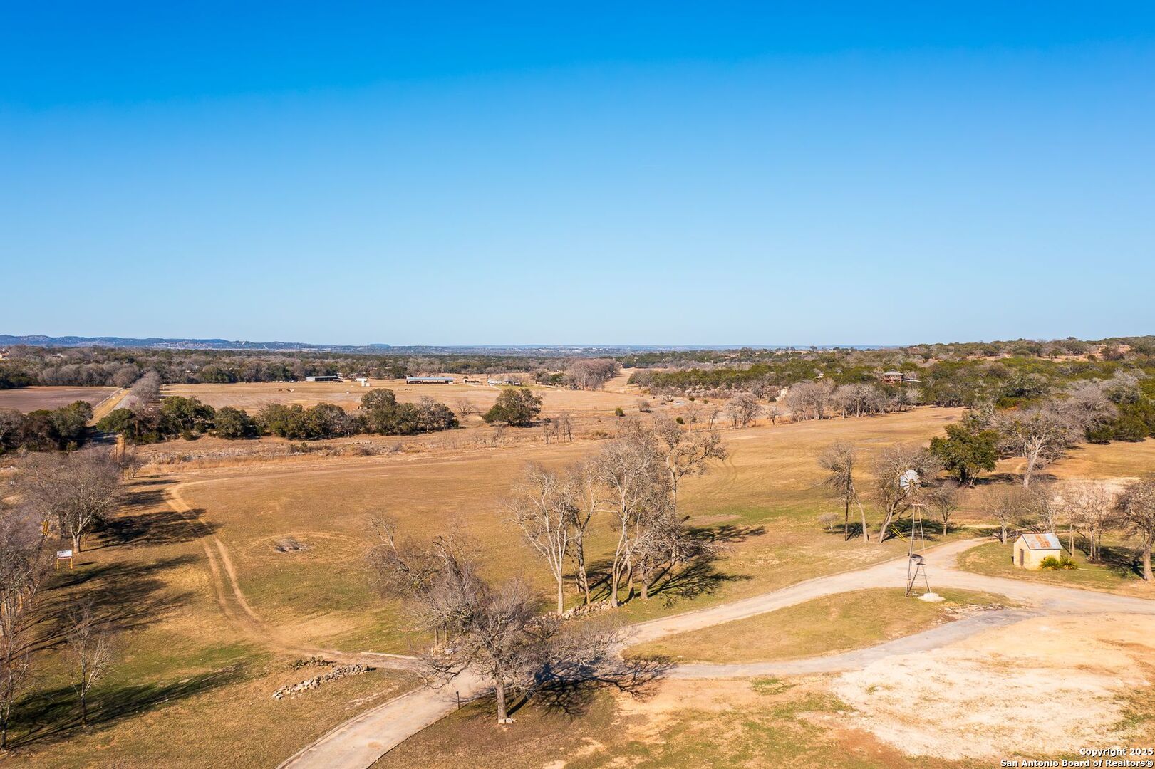 327 Waring Welfare Road Boerne, TX 78006 - Photo 12 of 17 Gallery Image 12