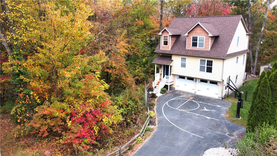 23 Spring Green Road Lincoln, RI 02865 - Photo 16 of 17 Gallery Image 16